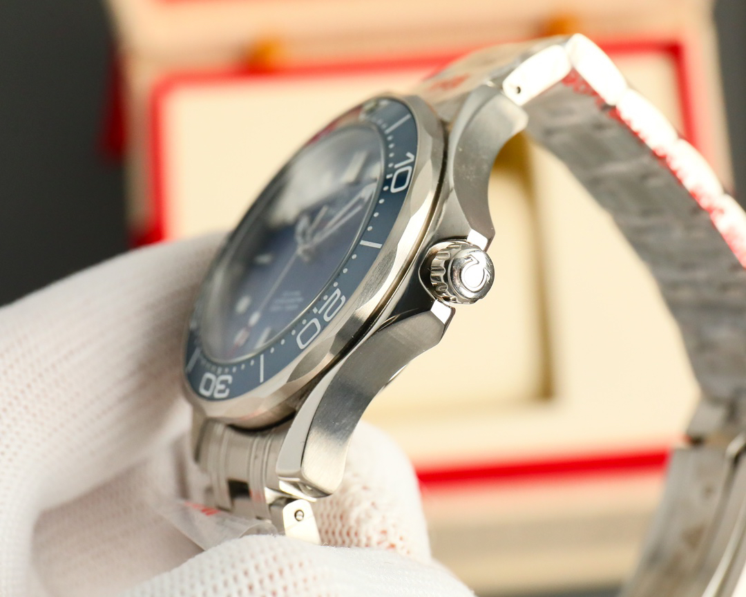 オメガ「Omega」シーマスター アクアテラ スモールセコンド レディースウォッチ38mm