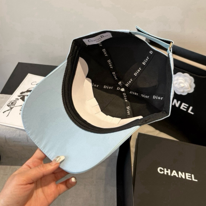 ディオール「Dior」2025 サマーコレクション ベースボールキャップ