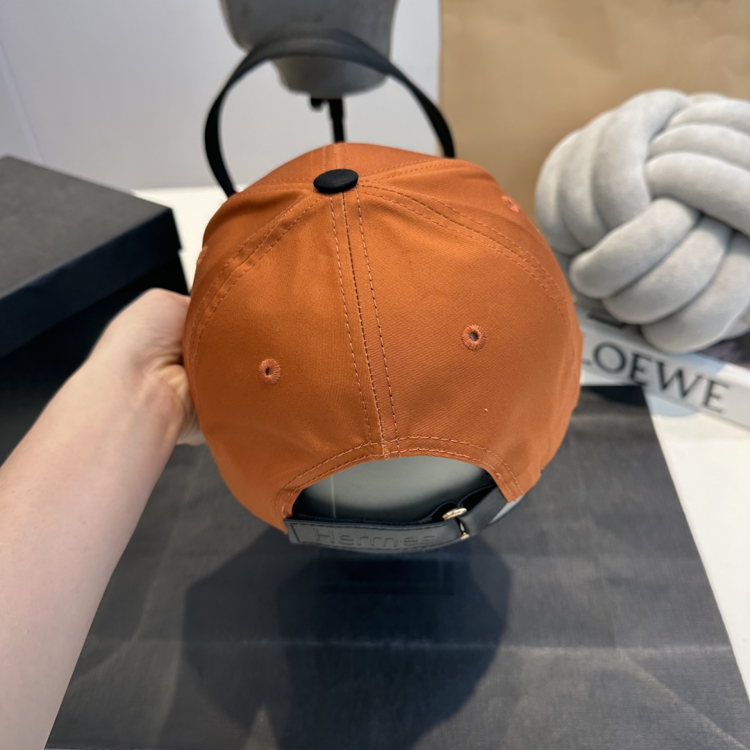 エルメス「Hermès」 Limited Edition エンブロイダリー ベースボールキャップ