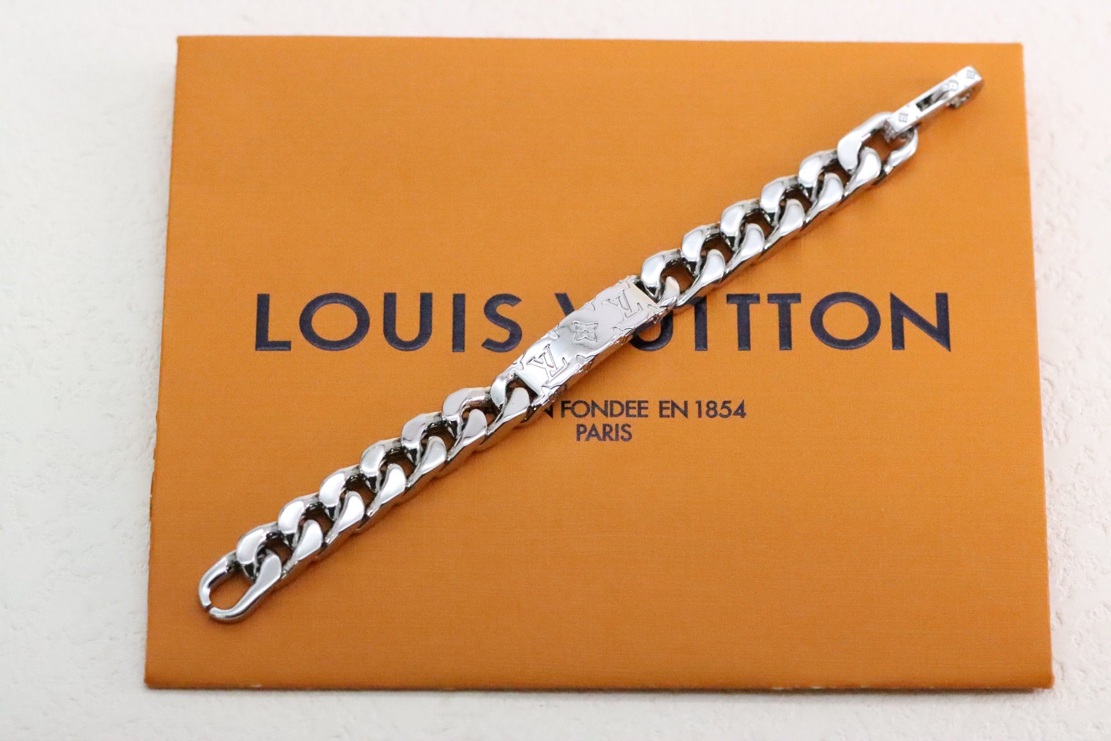 ルイ・ヴィトン「Louis Vuitton」	MONOGRAM CHAIN LINK ブレスレット