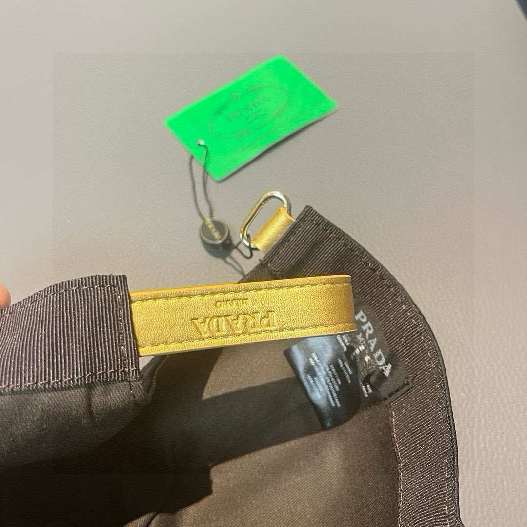 プラダ「Prada」  Re-Nylon Baseball Cap