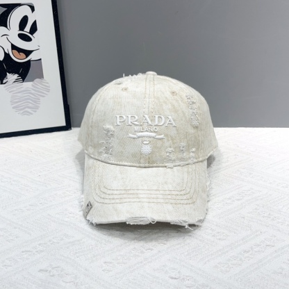 プラダ「Prada」Re-Nylon Baseball Cap