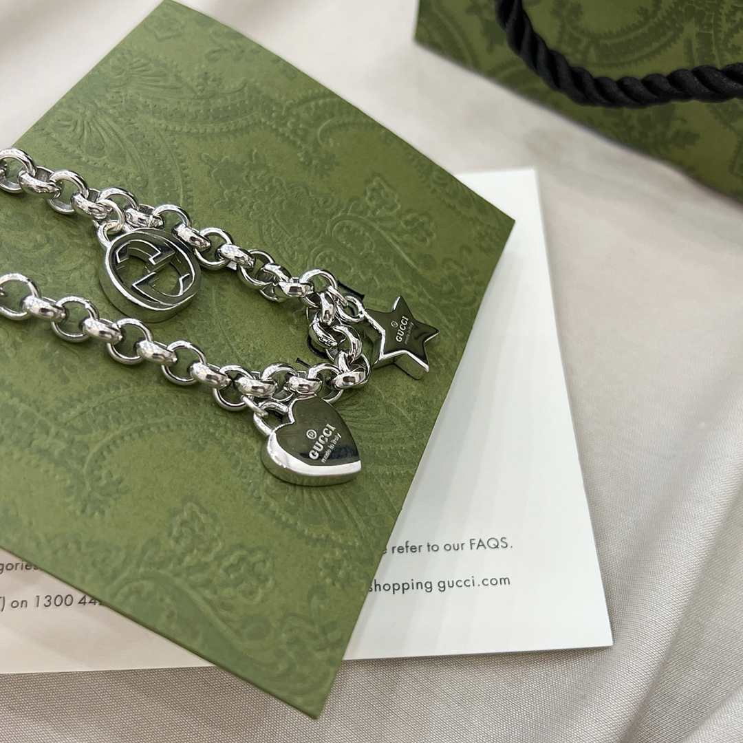 グッチ「Gucci」  ハート チェーン ブレスレット