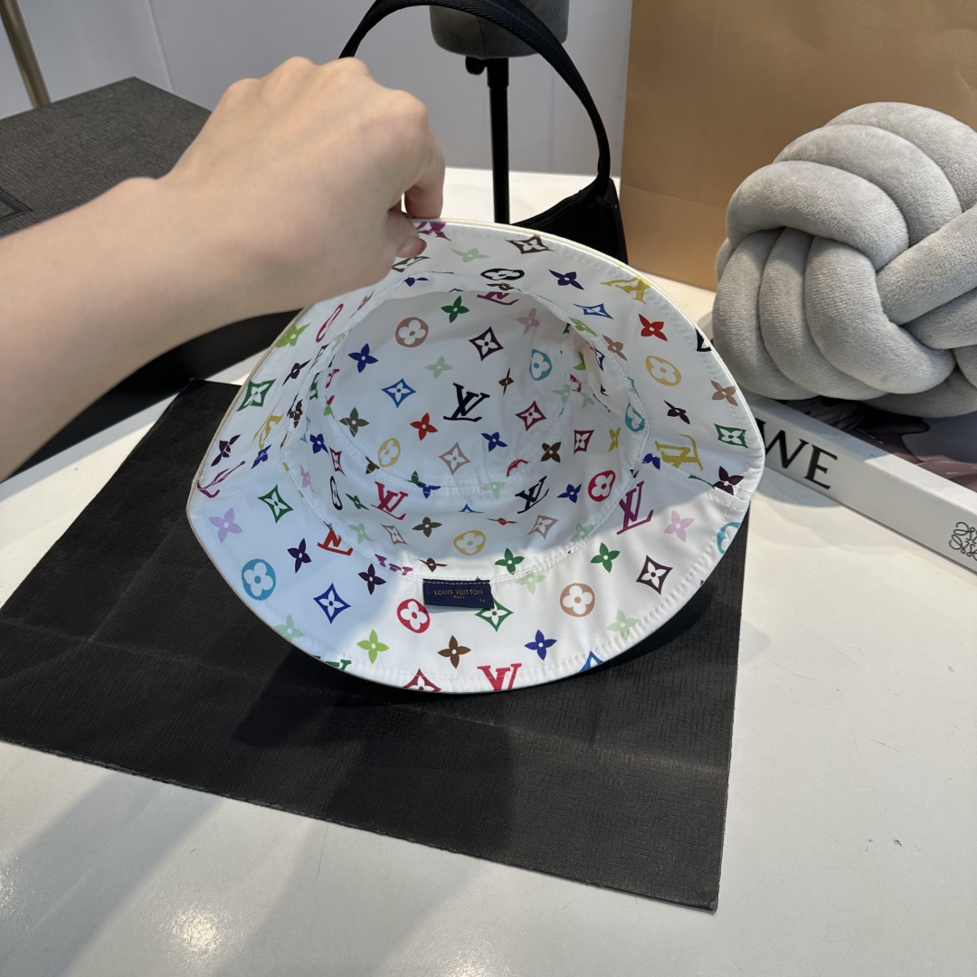 ルイ・ヴィトン「Louis Vuitton」 モノグラム 刺繍 バケットハット‌