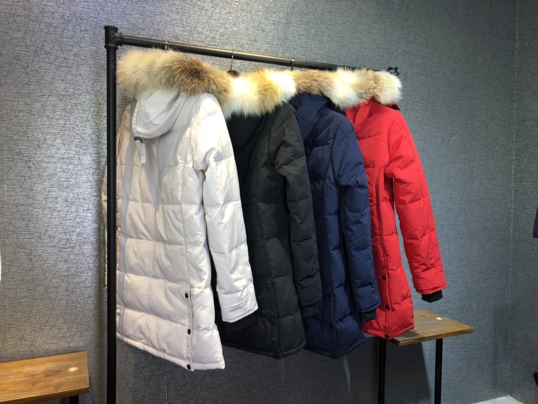 カナダグース「Canada Goose」ハイスペックダウンジャケット