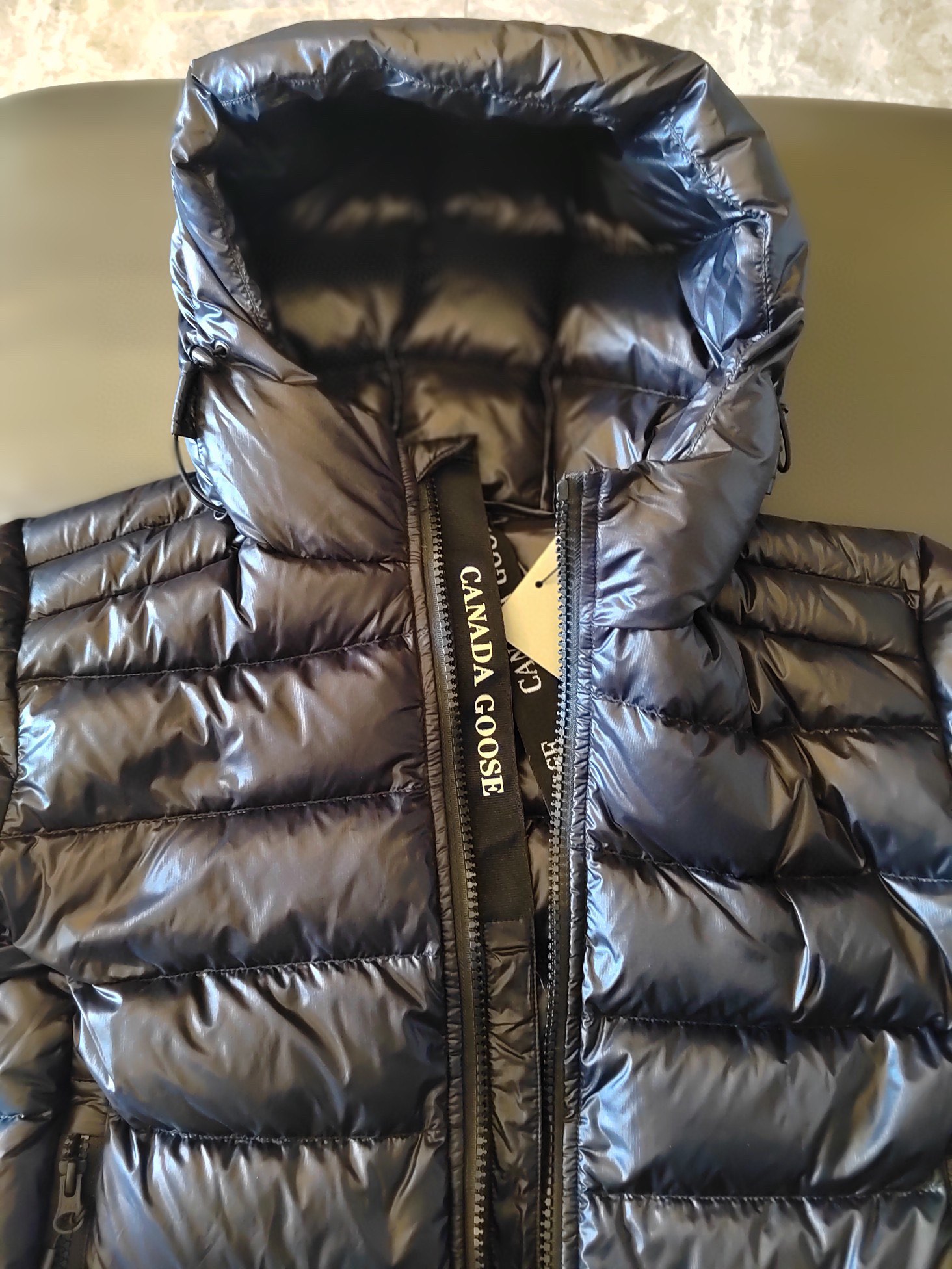 カナダグース「Canada Goose」ユニセックス ライトウェイトダウンジャケット