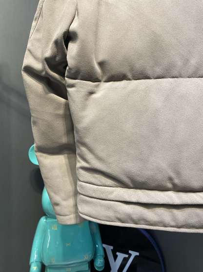 エルメス「Hermès」 2025秋冬 ダウンジャケット