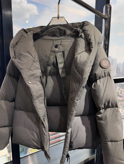 カナダグース「Canada Goose」Rhoda レディース ダウンジャケット