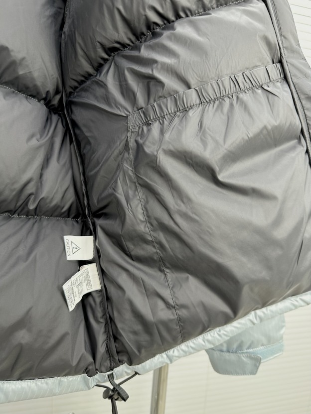 ザ・ノースフェイス「The North Face」Nuptse 1996 ダウンジャケット