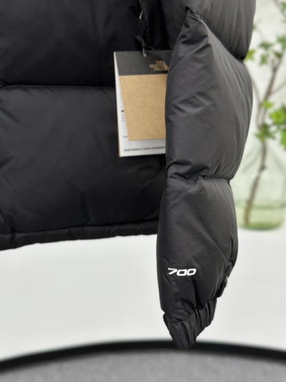 ザ・ノースフェイス「The North Face」Nuptse 1996 ダウンジャケット
