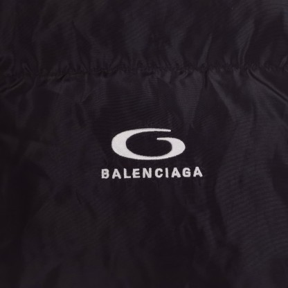 バレンシアガ「Balenciaga」秋冬新作刺繍大ピンダブルダウンジャケット