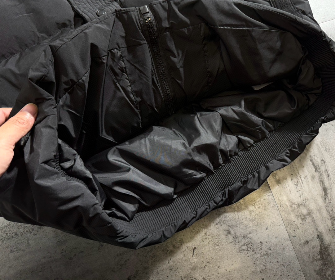 バレンシアガ「Balenciaga」‌ 2024 グリッドパッチワーク リミテッド ダウンジャケット