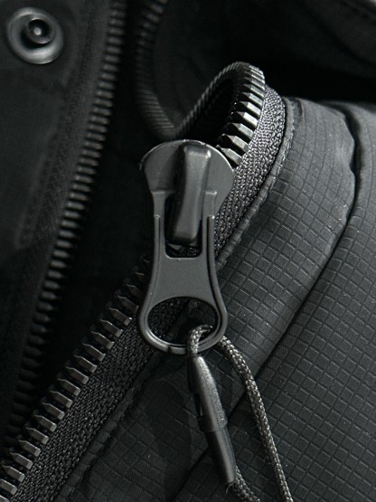 バレンシアガ「Balenciaga」‌2024秋冬最新ダウンジャケット