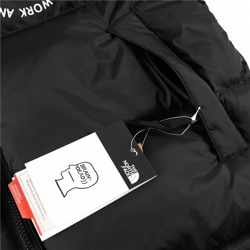 「コラボモデル」The North Face × Brain Dead コラボ グラフィック Nuptse ダウンジャケット