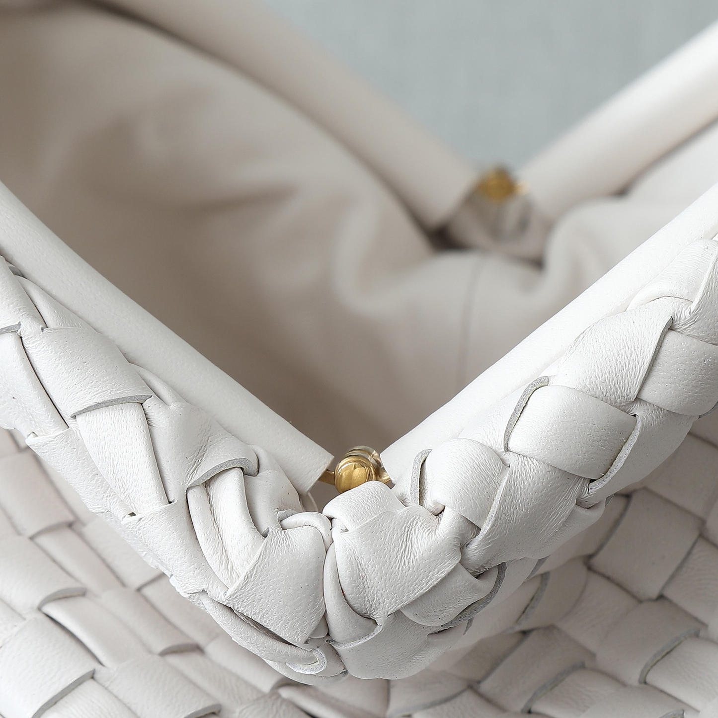 ボッテガ・ヴェネタ「Bottega Veneta」 Lauren 1980 Teen チェーンクラッチバッグ