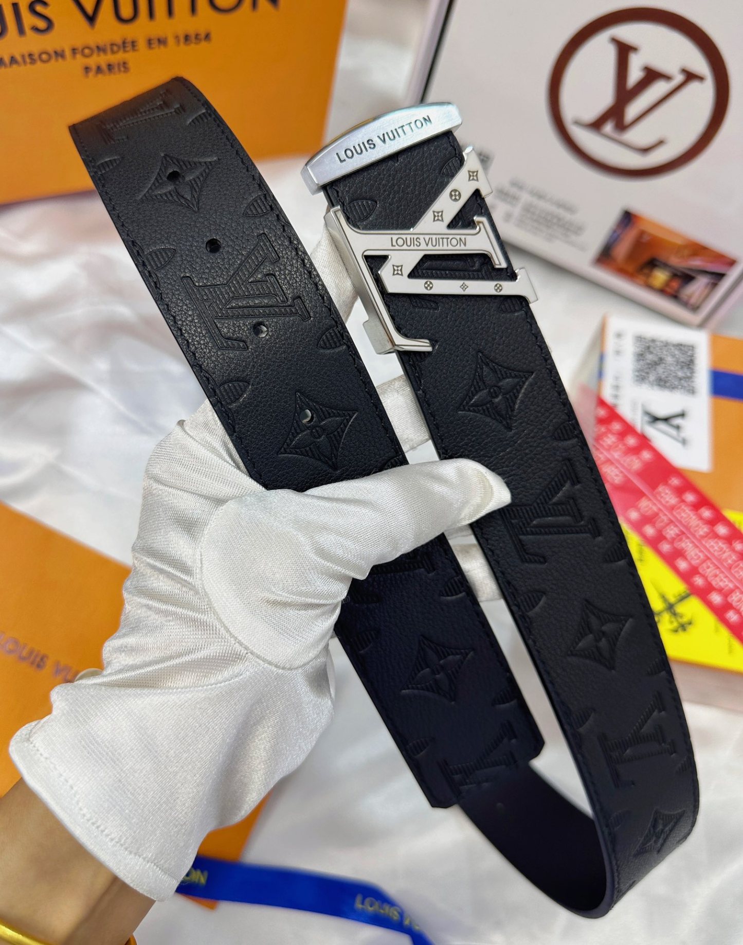 ルイ・ヴィトン「Louis Vuitton」モノグラム エンボス レザー リバーシブル ベルト100CM