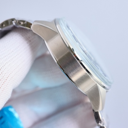 ジャガー・ルクルト［Jaeger-LeCoultre］ポラリス・オートマティック 41MM 自動巻きスチール時計