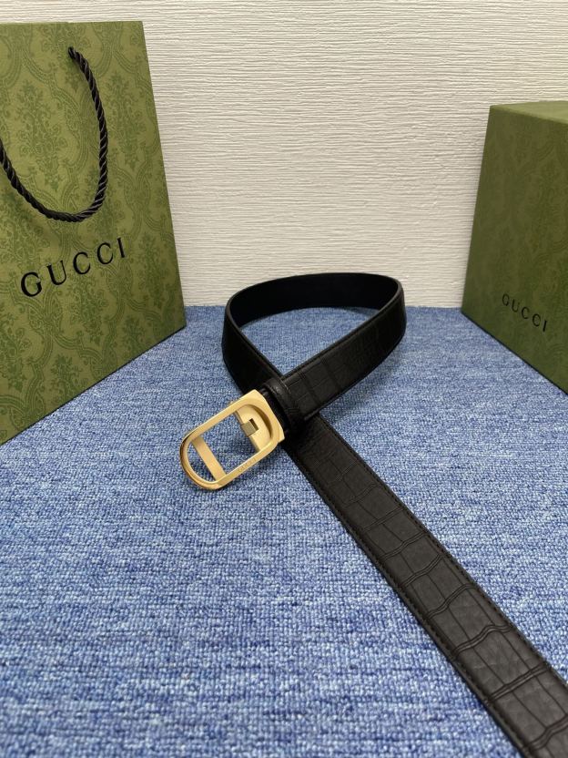 グッチ「Gucci」スムースレザー オートロック ベルト メンズ100CM