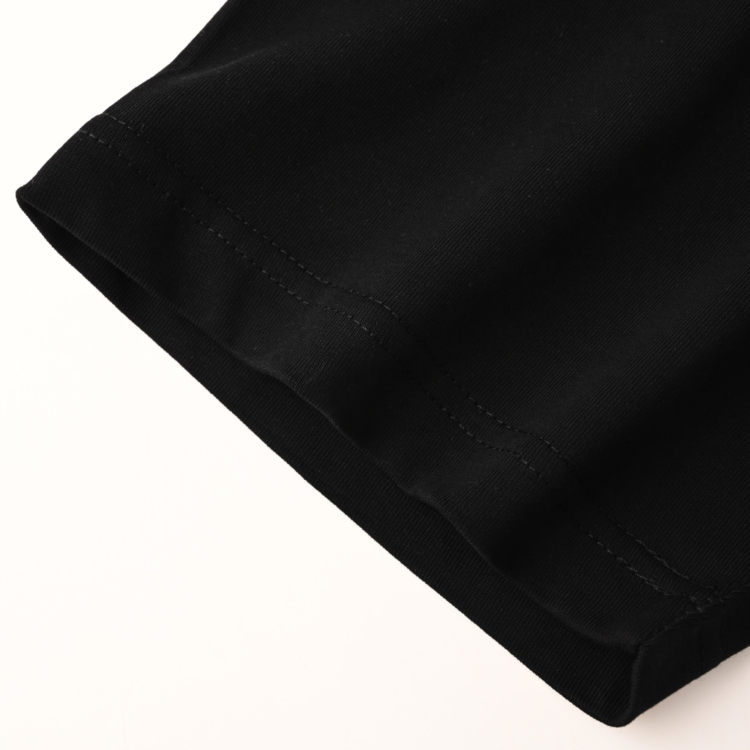 ボッテガ・ヴェネタ「Bottega Veneta」スネークレターロゴ刺繍半袖Tシャツ