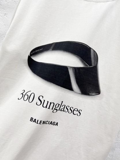 バレンシアガ「Balenciaga」ハイネックプレミアムコットン半袖Tシャツ