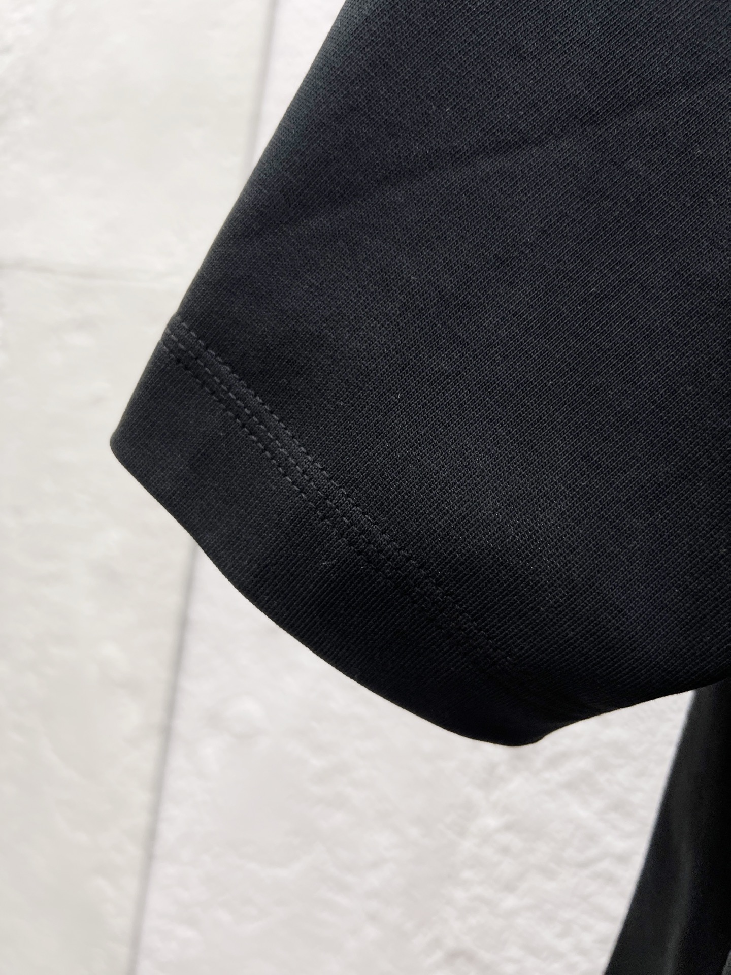 バレンシアガ「Balenciaga」ハイネックプレミアムコットン半袖Tシャツ