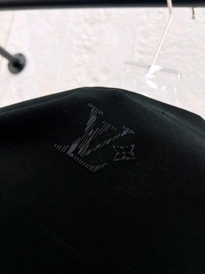 ルイ・ヴィトン「Louis Vuitton」ハイネックプレミアムコットン半袖Tシャツ