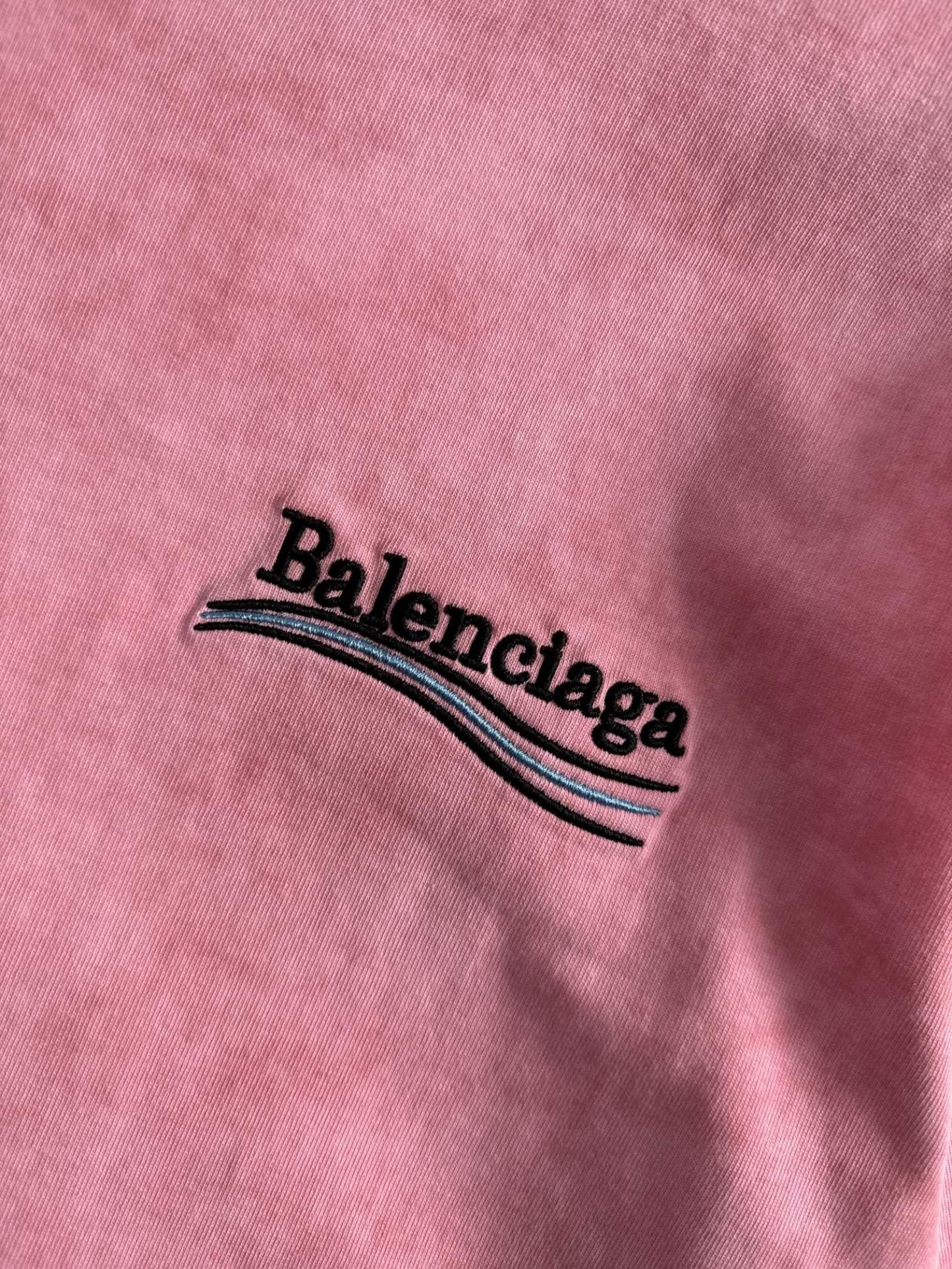 バレンシアガ「Balenciaga」ウェーブ コーラ レター エンブロイダリー Tシャツ