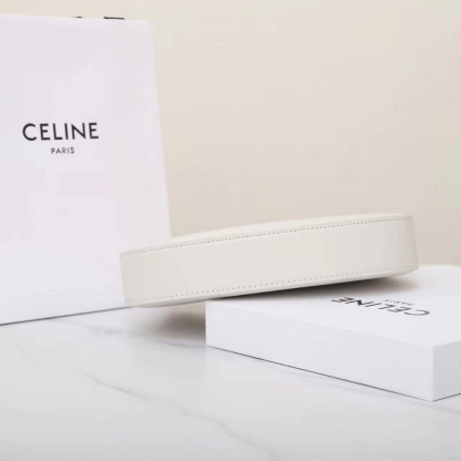 セリーヌ「Celine」Triomphe アンダーアームバッグ