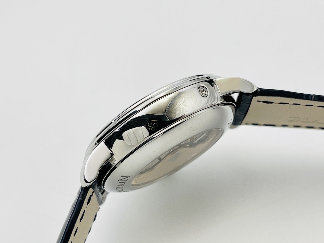 ブランパン「Blancpain」フィフティ・ファゾム 自動巻きダイバーズウォッチ42mm