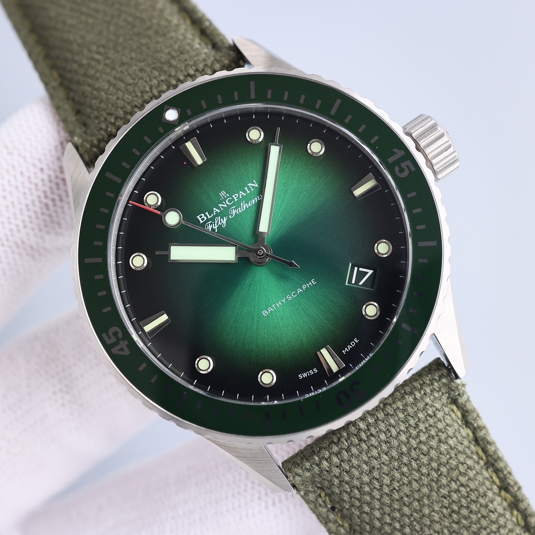 ブランパン「Blancpain」フィフティ・ファゾム自動巻きダイバーズウォッチ43mm