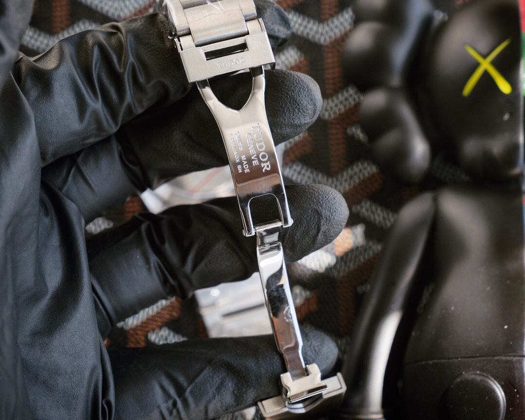 チューダー「Tudor」ペラゴス シリーズメンズウォッチ42MM