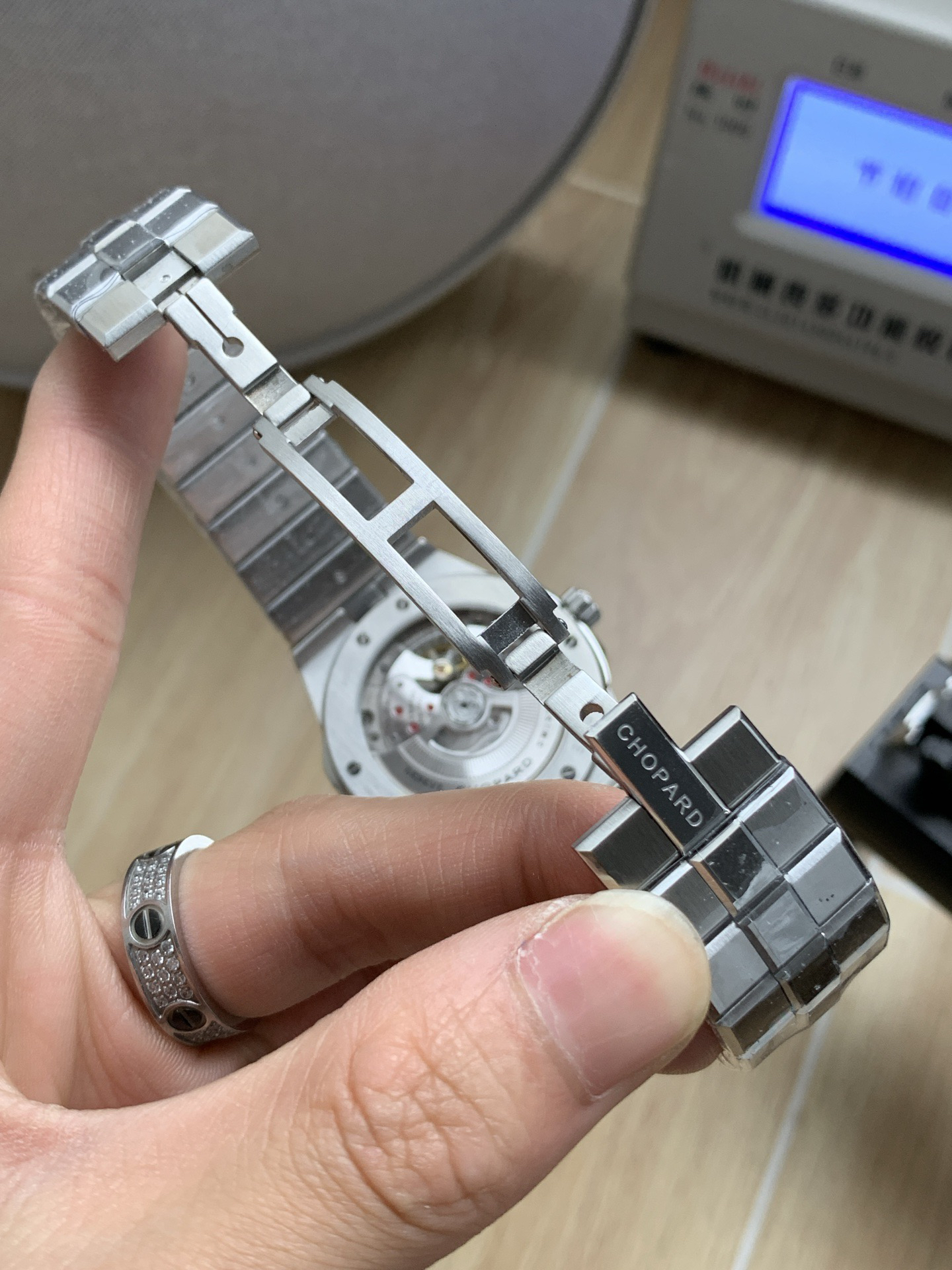 ショパール「Chopard」アルパインイーグルメンズウォッチ42mm