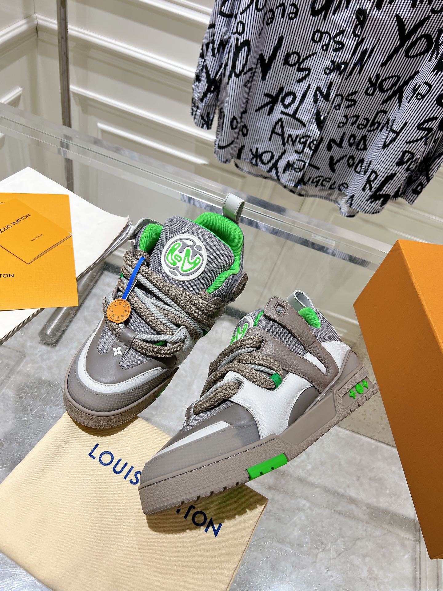 「コラボモデル」Louis Vuitton x Skate スニーカー