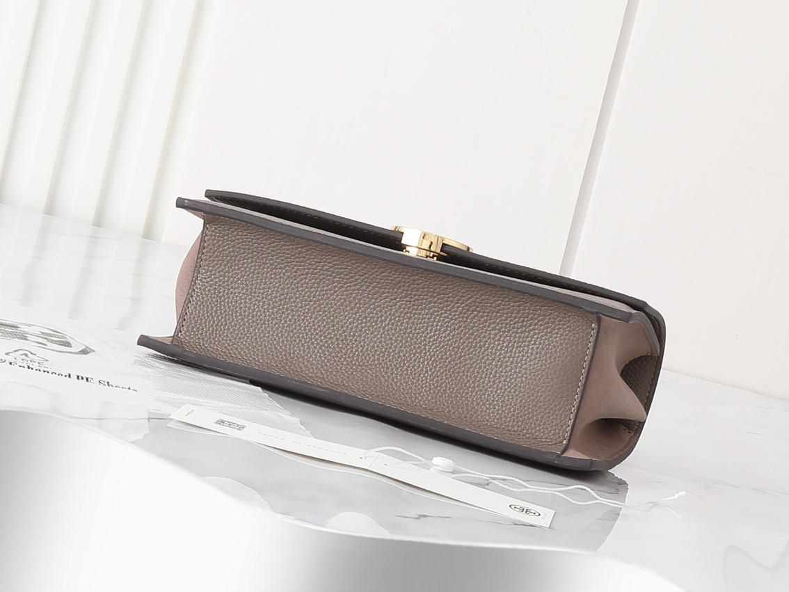 トリー バーチ「Tory Burch」Miller 風琴バッグ