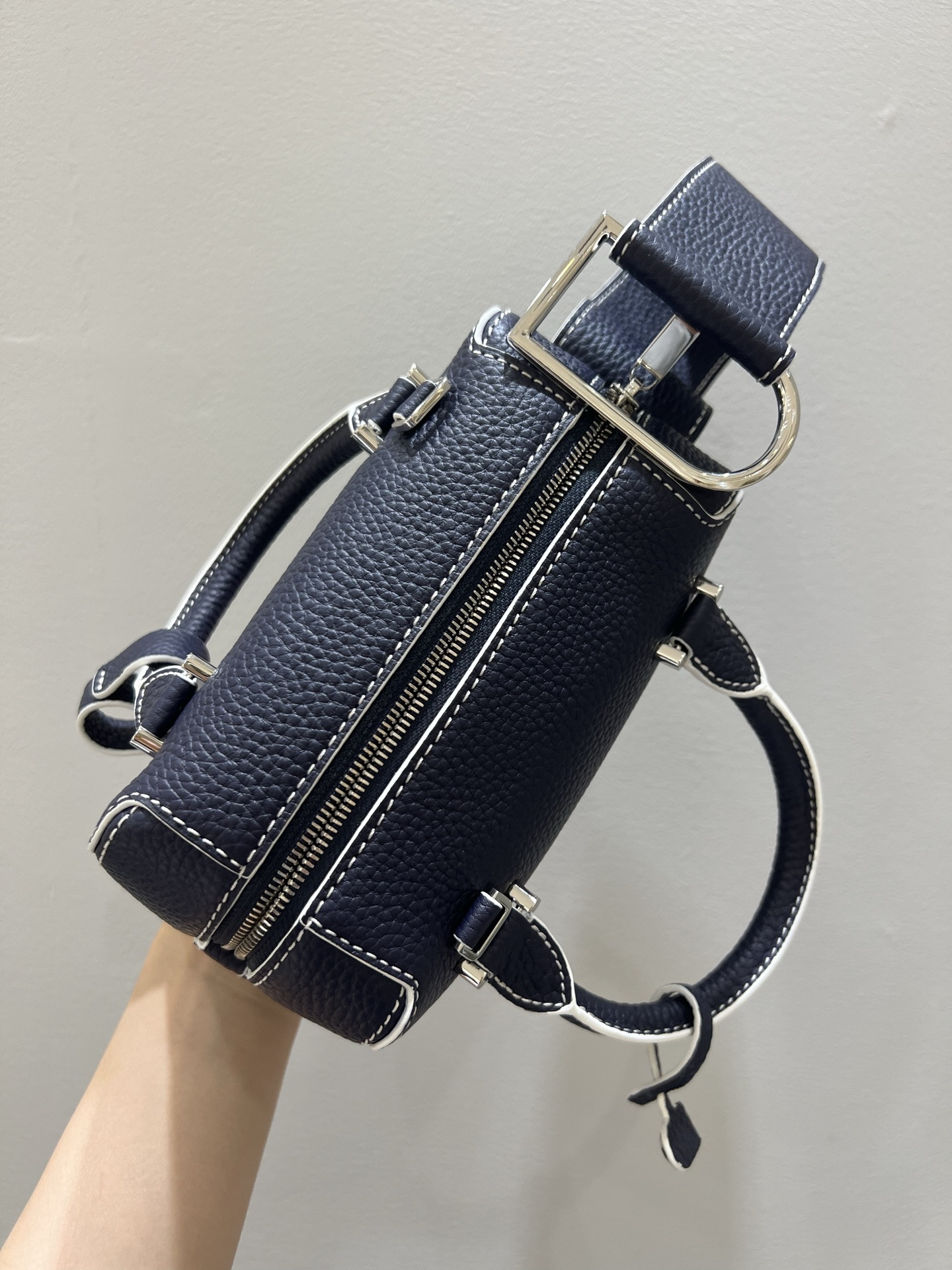 デルヴォー「Delvaux」Cool Box Nano ショルダーバッグ