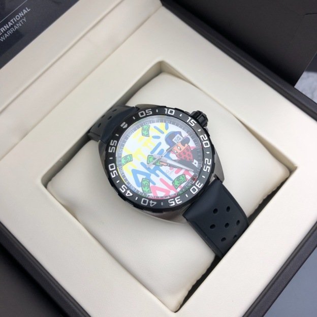 タグ・ホイヤー「TAG Heuer」カレラオートマティック ユニセックス 腕時計41mm