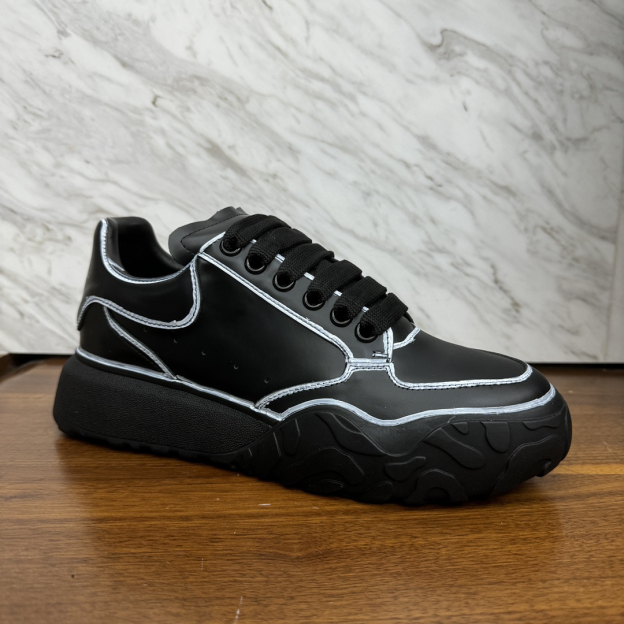 アレキサンダー・マックイーン［Alexander McQueen］Oversized Sneaker "Silk Gloss Leather" スニーカー