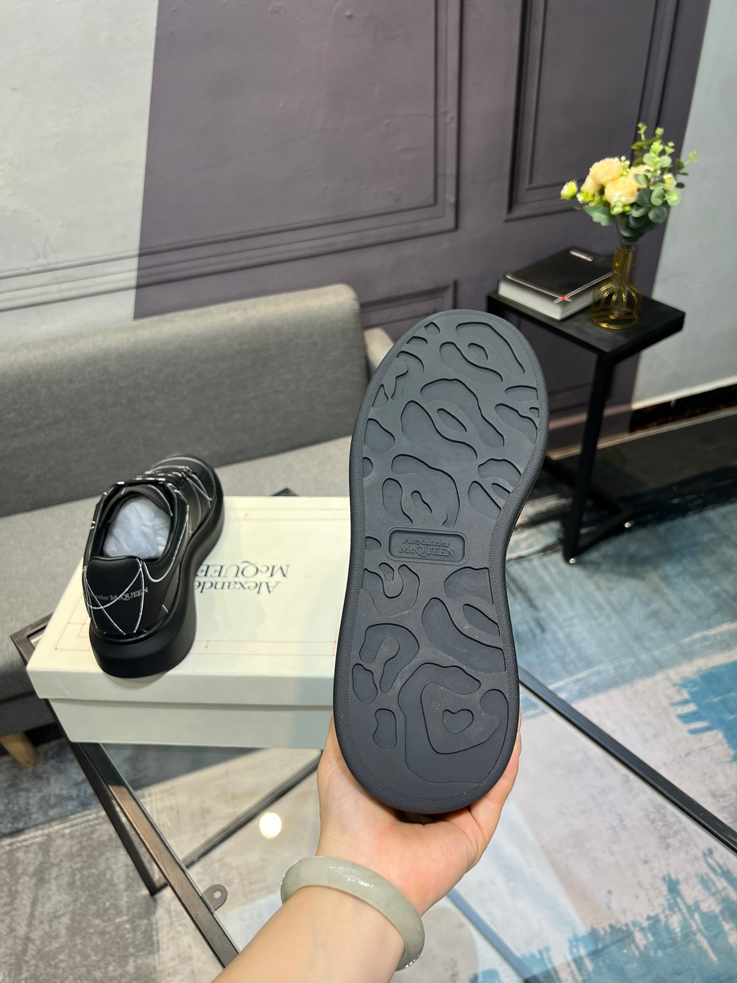 アレキサンダー・マックイーン［Alexander McQueen］Oversized Sneaker "Classic White" スニーカー