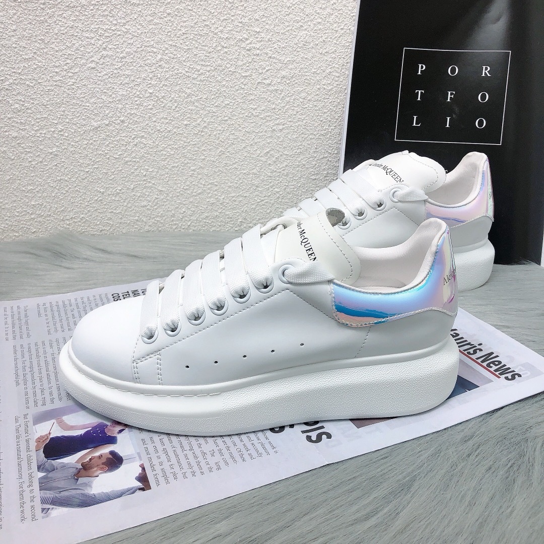 アレキサンダー・マックイーン［Alexander McQueen］Oversized Sneaker "Fluffy-Trim White" スニーカー
