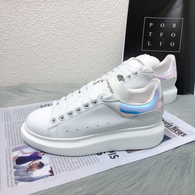アレキサンダー・マックイーン［Alexander McQueen］Oversized Sneaker "Fluffy-Trim White" スニーカー