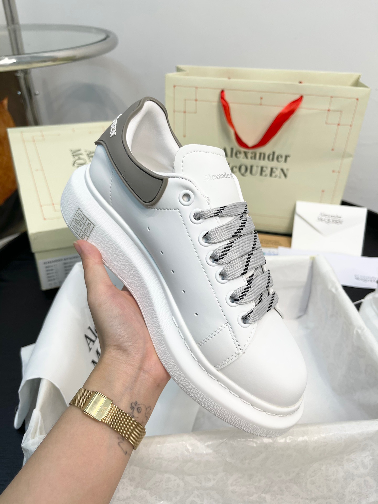 アレキサンダー・マックイーン［Alexander McQueen］Oversized Sneaker スニーカー