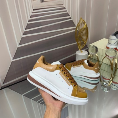 アレキサンダー・マックイーン［Alexander McQueen］Oversized Sneaker スニーカー