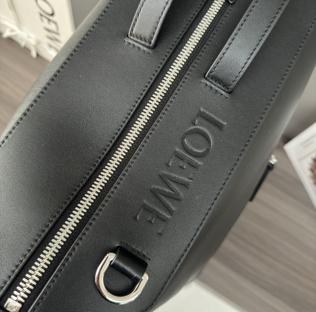 ロエベ「Loewe」Flex バックパック