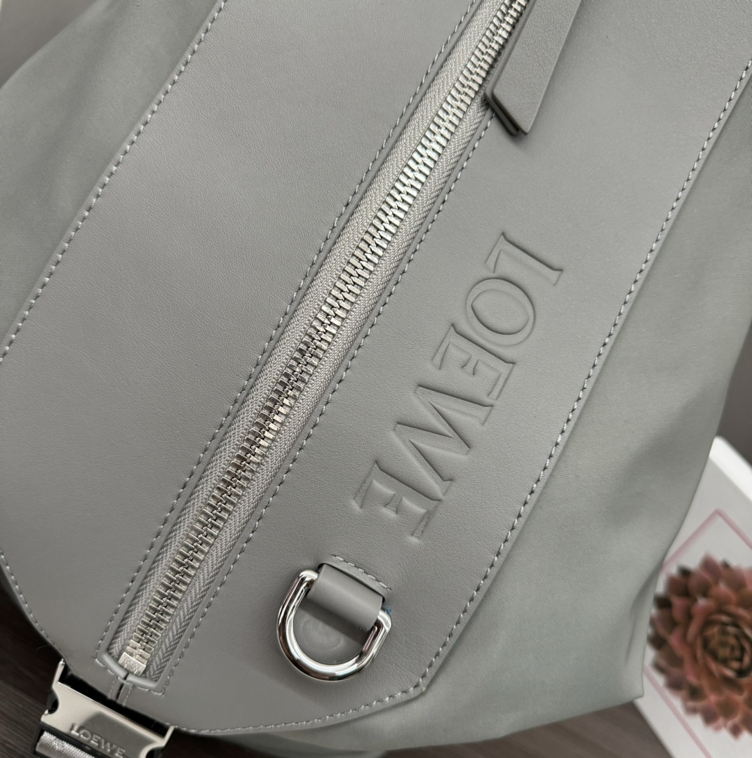 ロエベ「Loewe」Flex バックパック