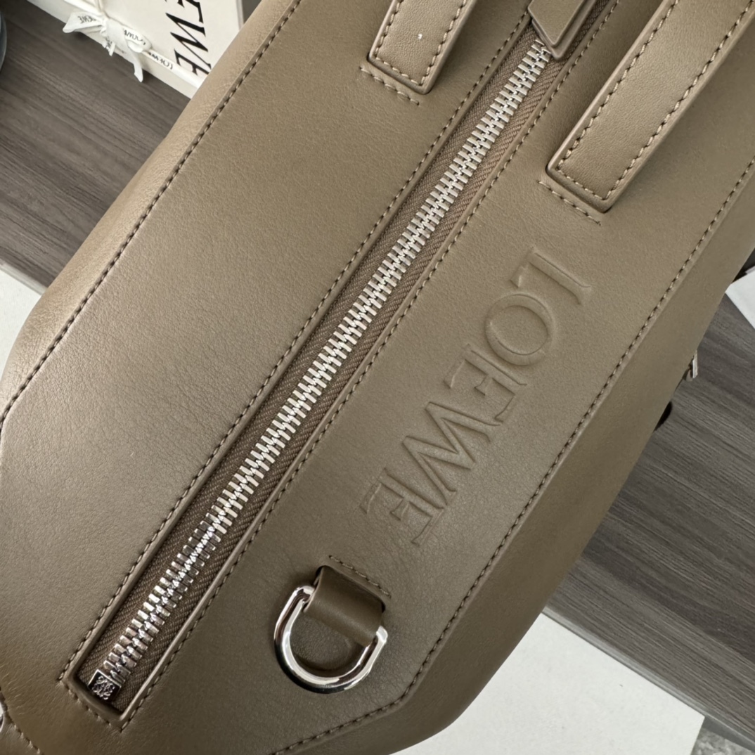 ロエベ「Loewe」Flex バックパック