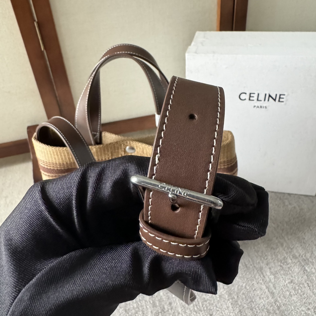セリーヌ「Celine」Plein Soleilシリーズ ラフィアトートバッグ