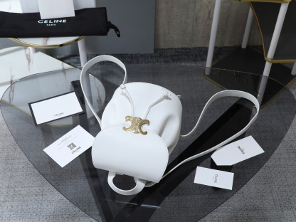 セリーヌ「Celine」BONNIE スムースレザー バックパック