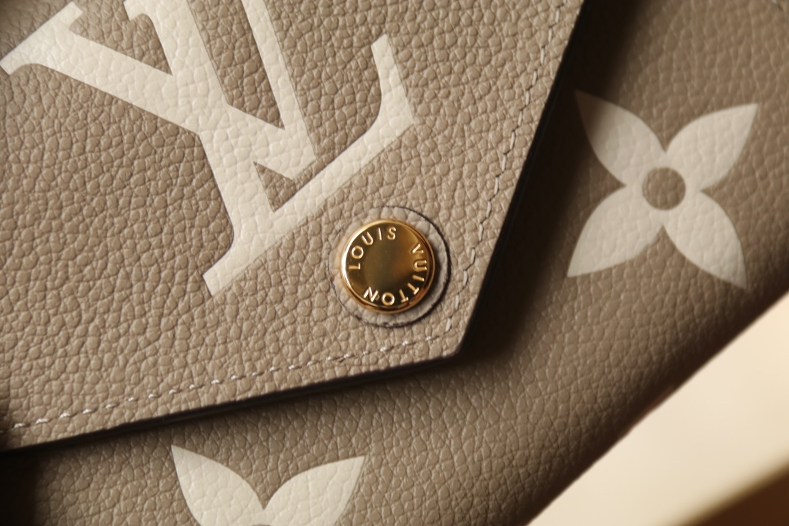 ルイ・ヴィトン(Louis Vuitton) ポルトフォイユ･ヴィクトリーヌ