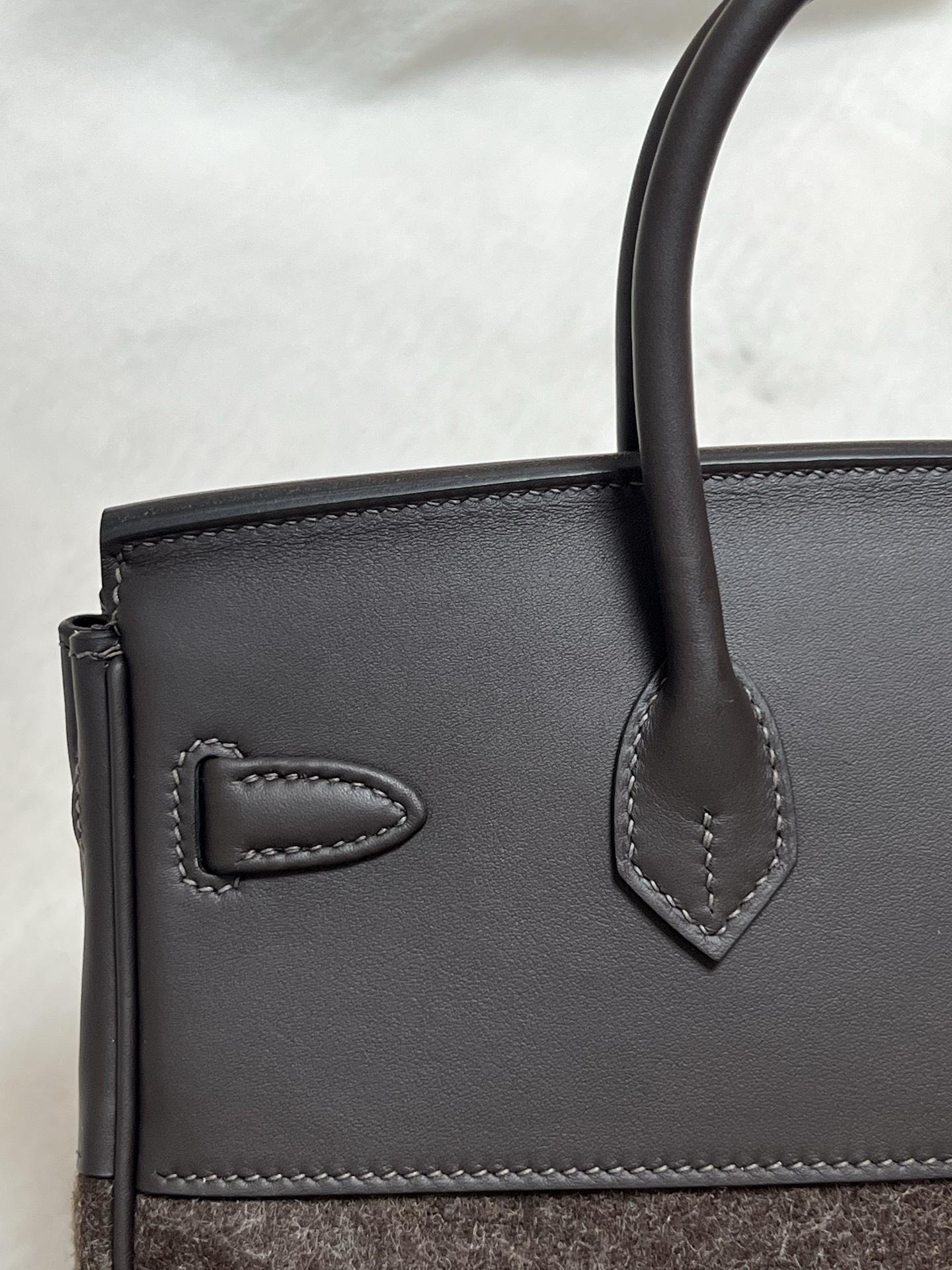 エルメス「Hermès」ウッド（烏木色）スウィフトレザー＆フェルト シルバーハードウェア バッグ