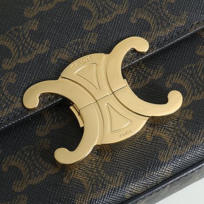 セリーヌ「Celine」 トリアンフ チェーンショルダーバッグ